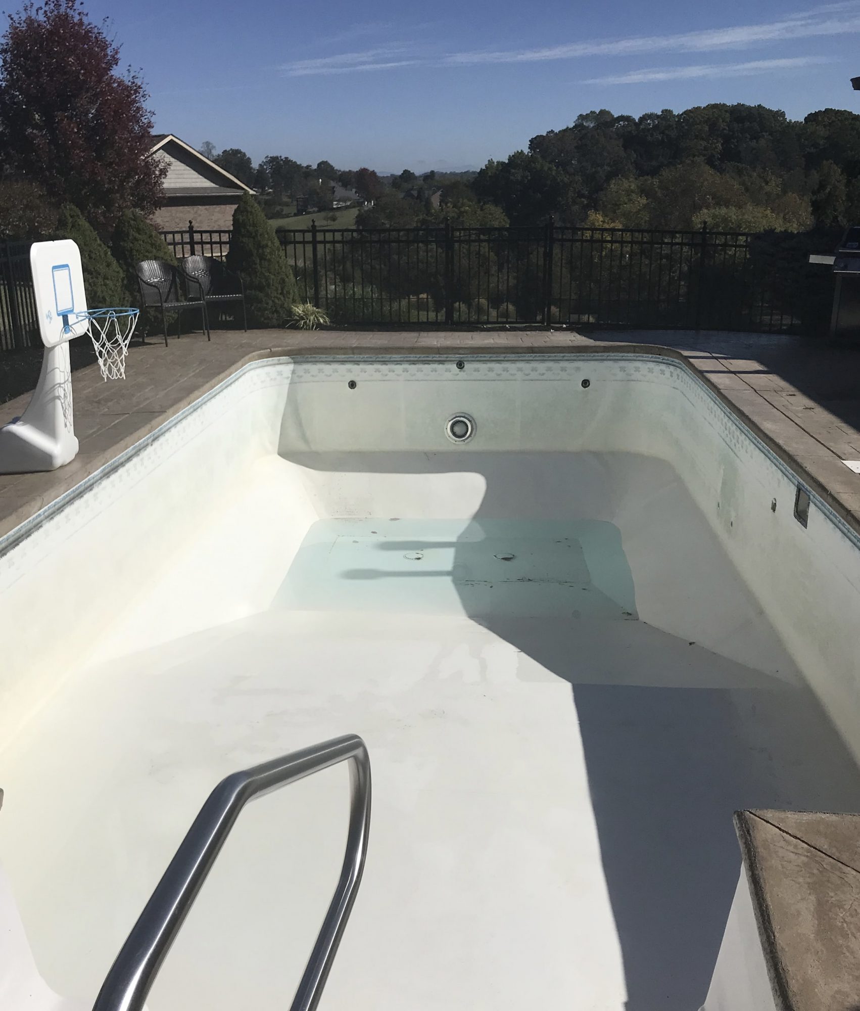 Knoxville, TN Pool Service